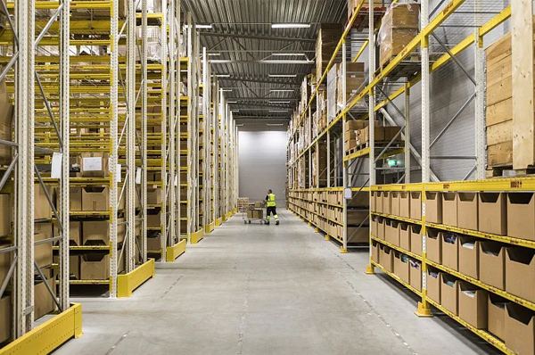 Russian overseas warehouse